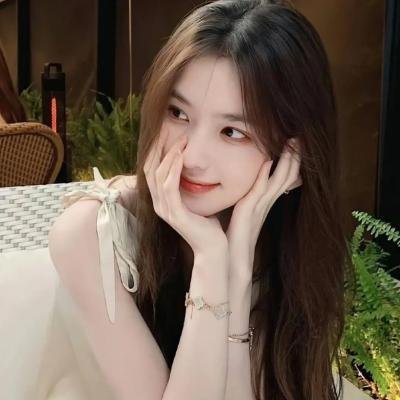 正义联盟：两个地球的危机 海报